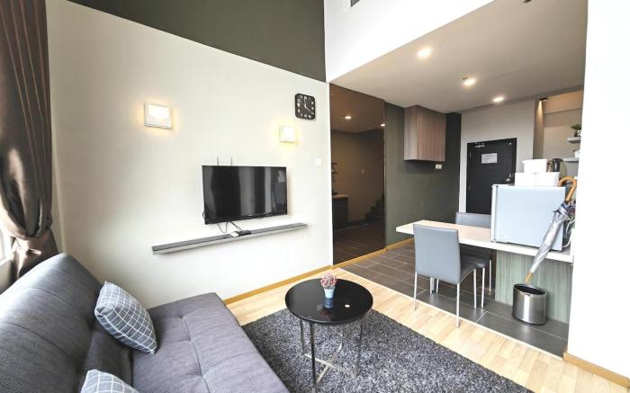 Ayer Keroh MITC 5-7pax 2BR Metra Square