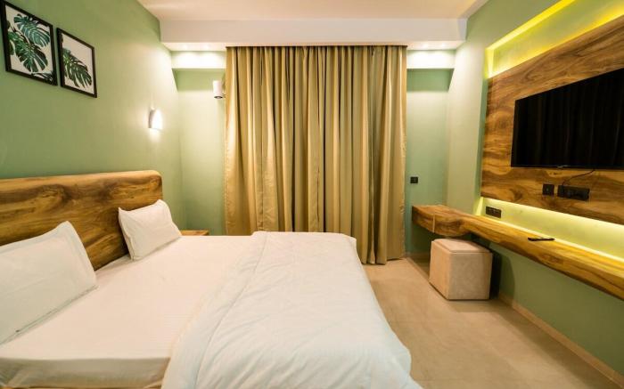 Olivestay@Hazratganj