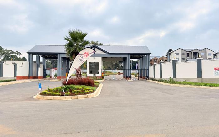 Luxury 2 Bedroom 2 Bathroom Apartment in Boksburg 