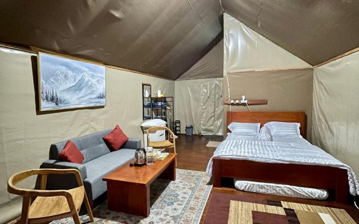 SEROJA HILLS  GLAMPING