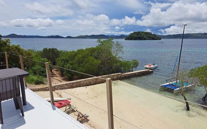 Sand Island Beach and Dive Resort