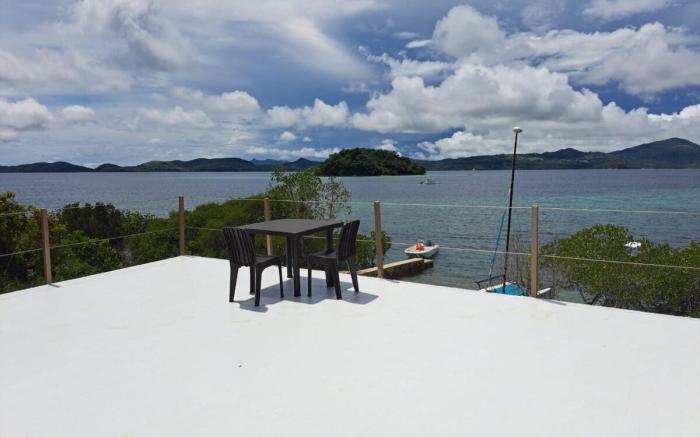 Sand Island Beach and Dive Resort