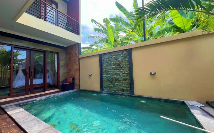 Bulan Adi Villa By Reccoma