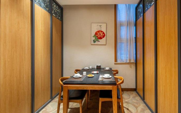Yunwei Home Hotel Aerospace City Central Plaza East Chang'an Street Metro Station