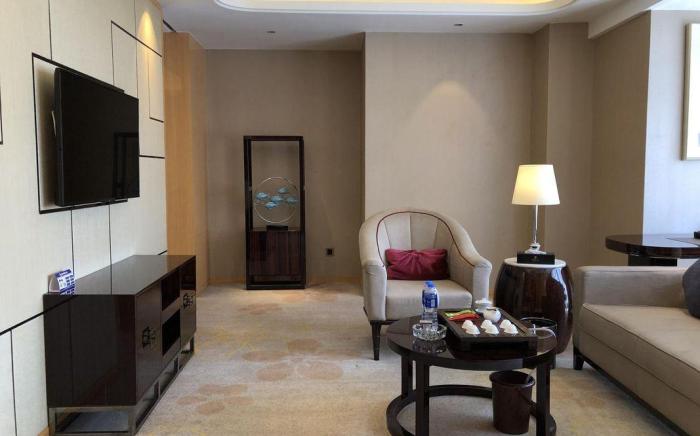 Lianjiang Jingjiang Grand Hotel