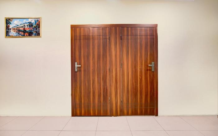 Hotel O The Royal INN