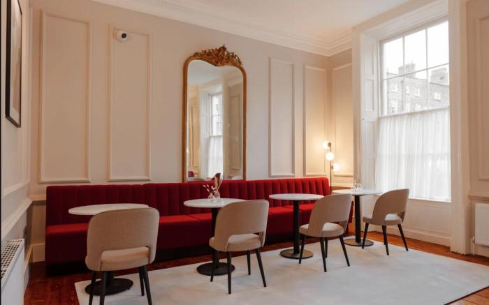 The Earl Hotel Leeson Street, Sonder