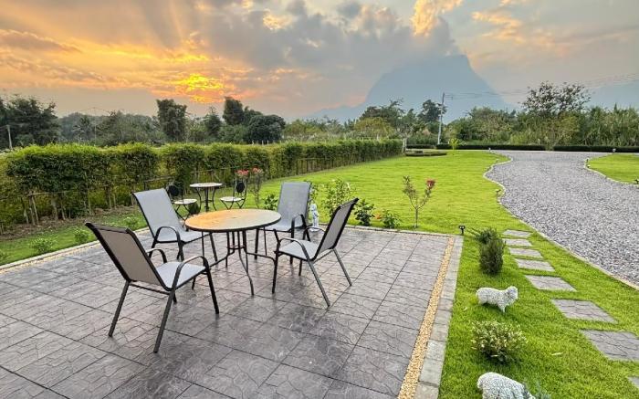 Boonfagarndhome Chiang Dao Pool villa