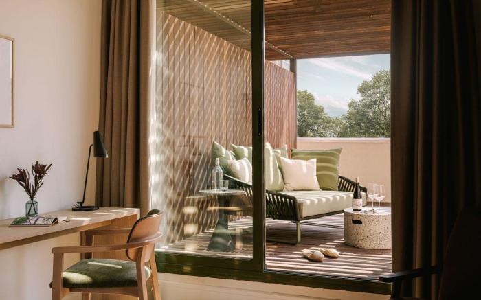 Woods Cove Hotel Laguna Beach, Sonder