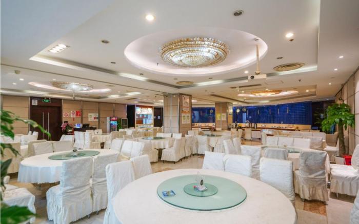 Fortune Zhixuan Hotel (Shanghai Hongkou Football Stadium)