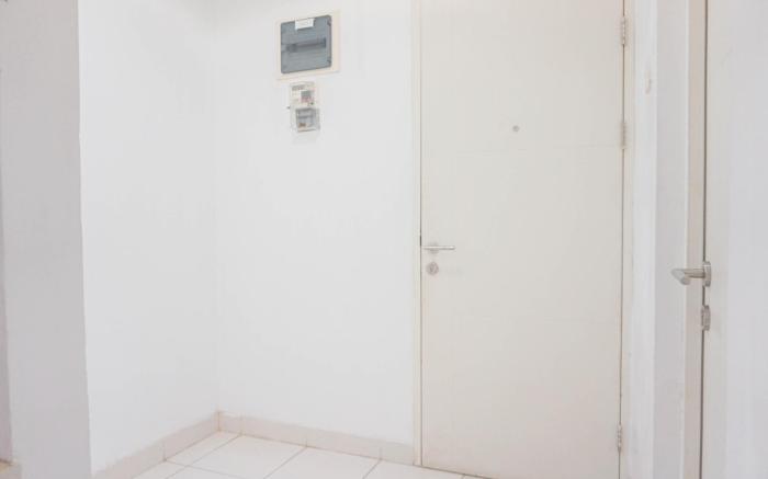 Cozy Living 1BR at Sentul Tower Apt By Travelio