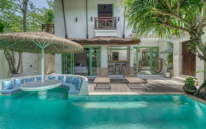 Villa Aluna : 3BR Villa In Parerenan, Canggu.