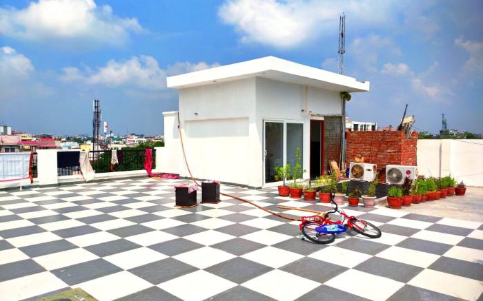 Khushi Paying Guest House