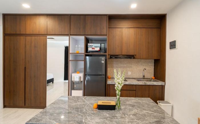 Charming 1-Bedroom Apartment in Central Seminyak