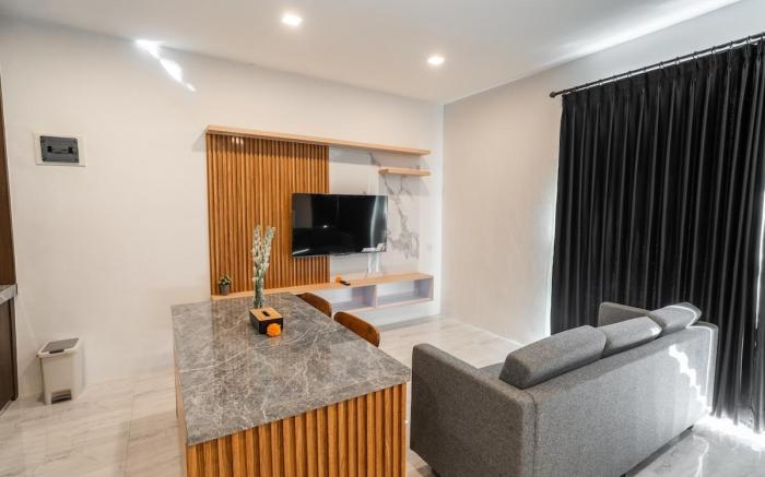 Charming 1-Bedroom Apartment in Central Seminyak