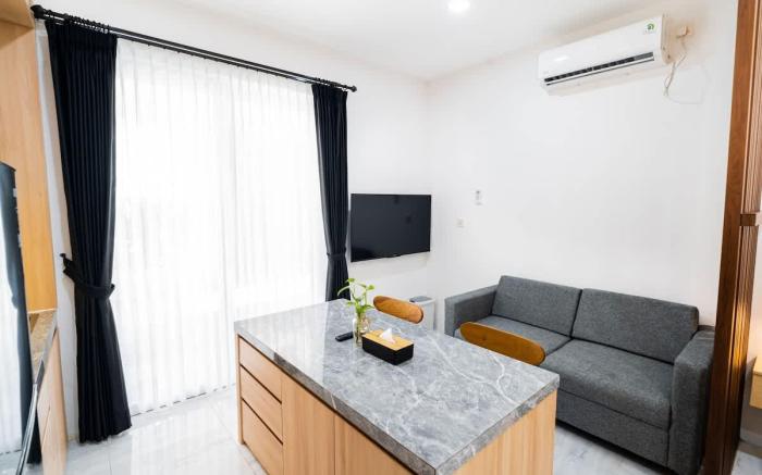 Charming 1-Bedroom Apartment in Central Seminyak