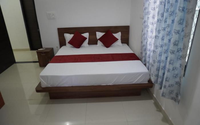 Hotel Shree Radhe Laxmi