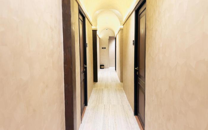 White Pearl Hotel - Colaba