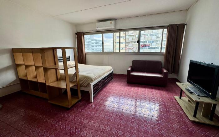 Popular Condo C8  ชั้นบน ⛅️ Muang Thong Thani
