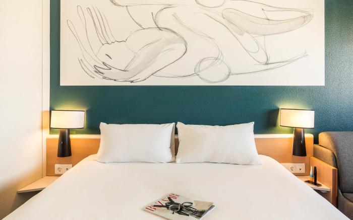 ibis Valencia Bonaire Airport Hotel