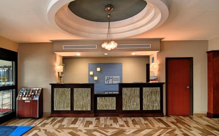 HOLIDAY INN EXPRESS & SUITES ROANOKE RAPIDS By IHG