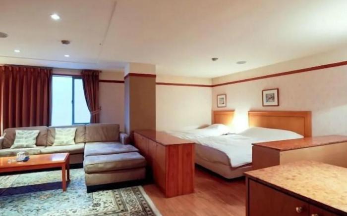 Gimcheon Park Tourist Hotel