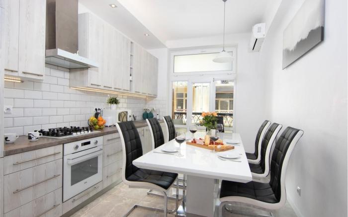 Luxury Apartment with Aircondition&Sauna!