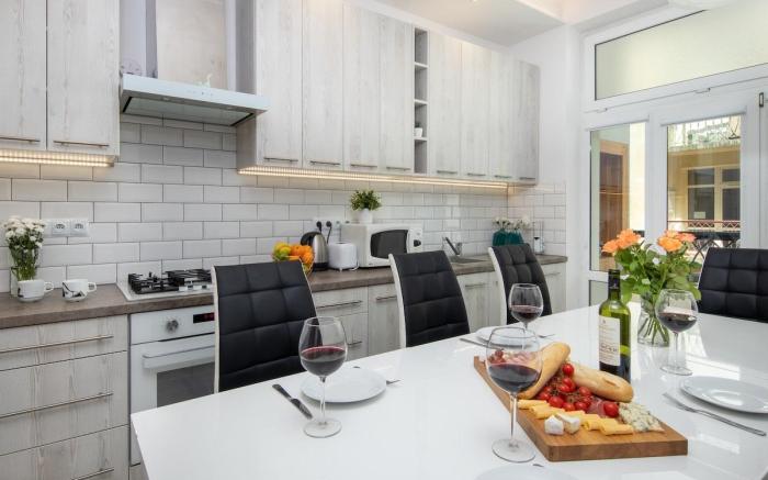 Luxury Apartment with Aircondition&Sauna!