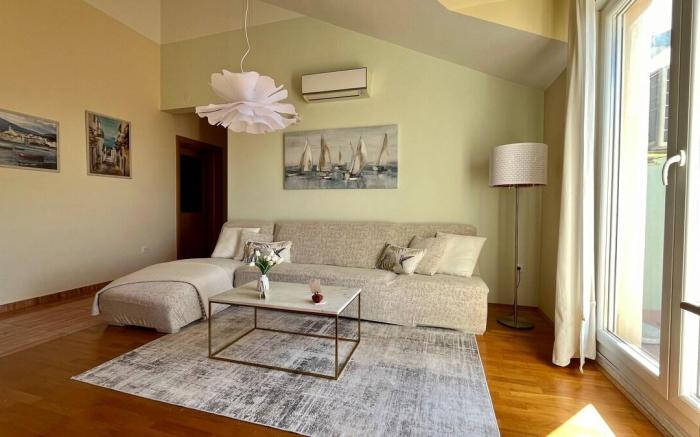 Penthouse Apartment "KIARA" – 50m to Beach