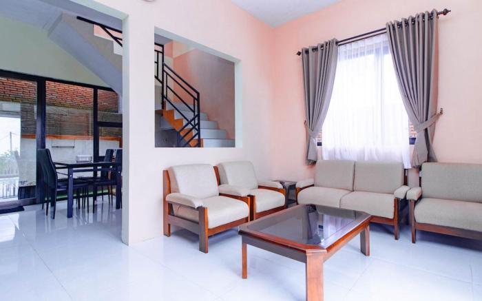 Villa Triplet 3 with Rooftop and Balcony