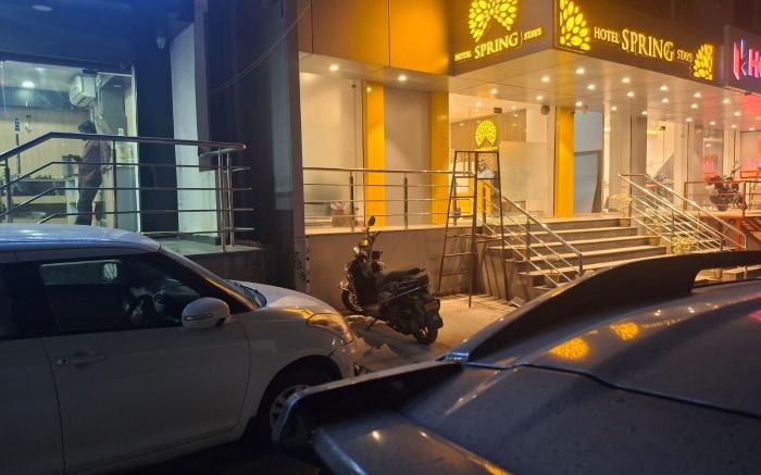 Hotel Spring Stays Near US Consulate