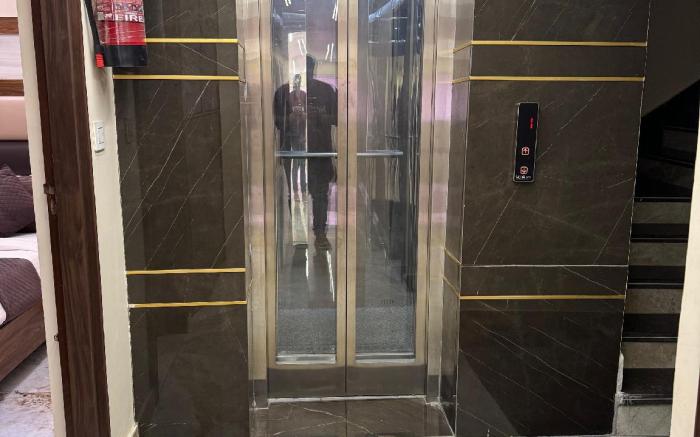 Hotel Dev Rishi By T And M Hotels