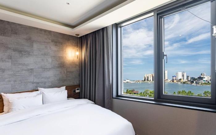 Sokcho Business Hotel CAMEL