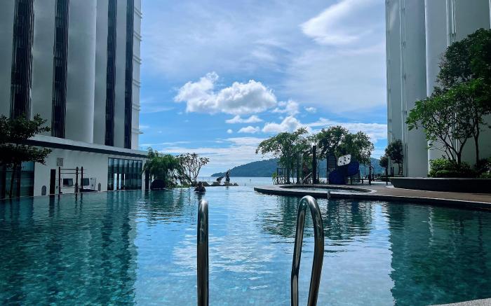 Yan Suites@The Shore