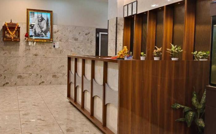 Hotel O Santacruz Khar Subway