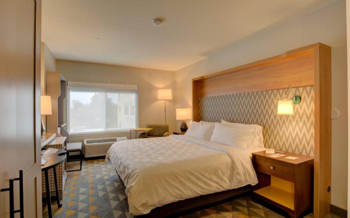 Holiday Inn Salem By IHG