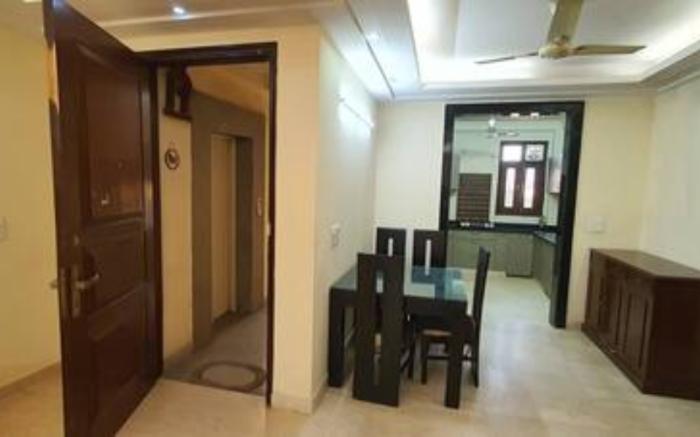 Spacious 2BHK Apartment @ Saket G Block