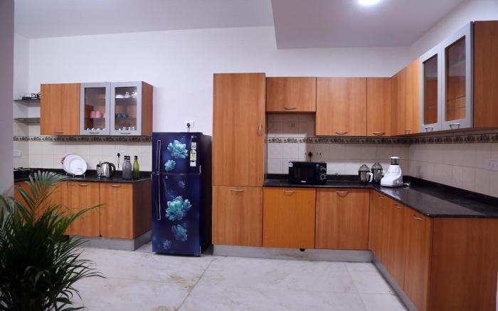 Row House 4 BHK - 4 balconies-Near AIG Hospital