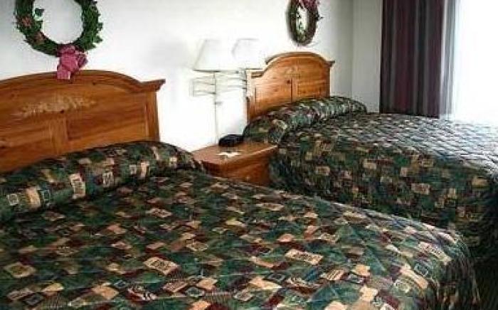 Country Inn & Suites by Radisson, Savannah Midtown, GA