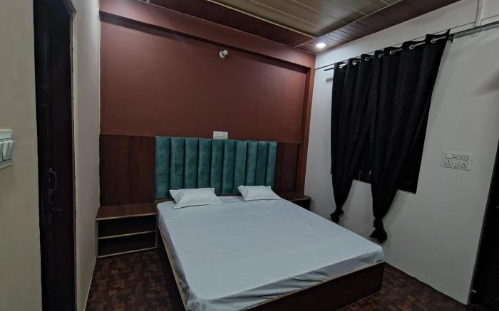 Down Hill Homestays