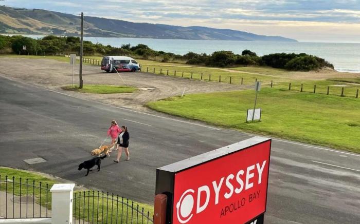 ODYSSEY APOLLO BAY