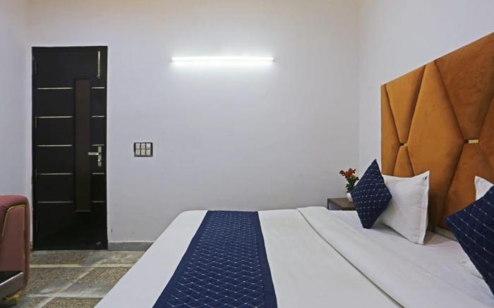 Hotel golden inn 