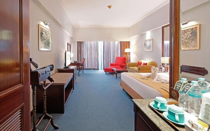 Sunlake Waterfront Resort & Convention Jakarta