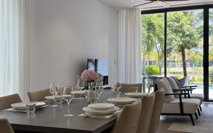 Sanctuary Villa 3 phòng - xinh đẹp - nằm sát biển