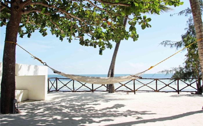 MANOLO Beach Resort