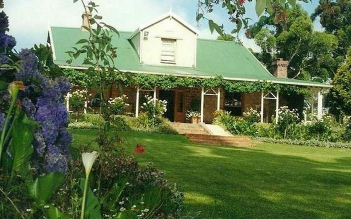 Old Halliwell Country Inn B and B