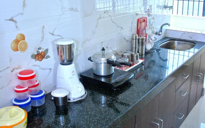 Aditi Comforts Service Apartment