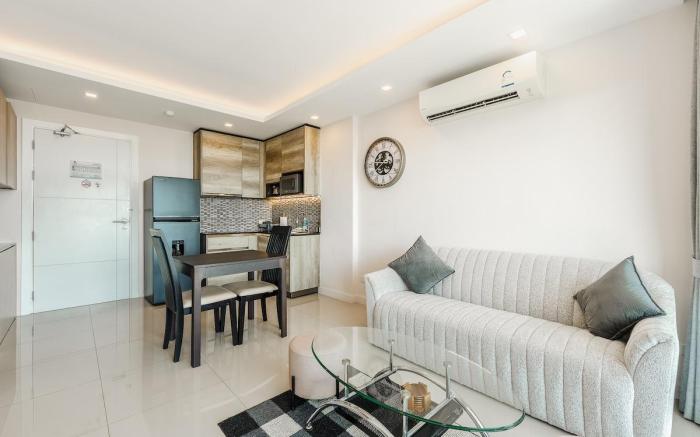 *Beachside Luxury in Rawai | Sea View + Gym C189