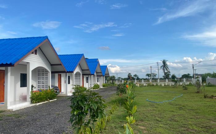 Route652 Resort Singburi