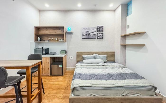 Căn hộ mới , thang máy, trung tâm quận 1